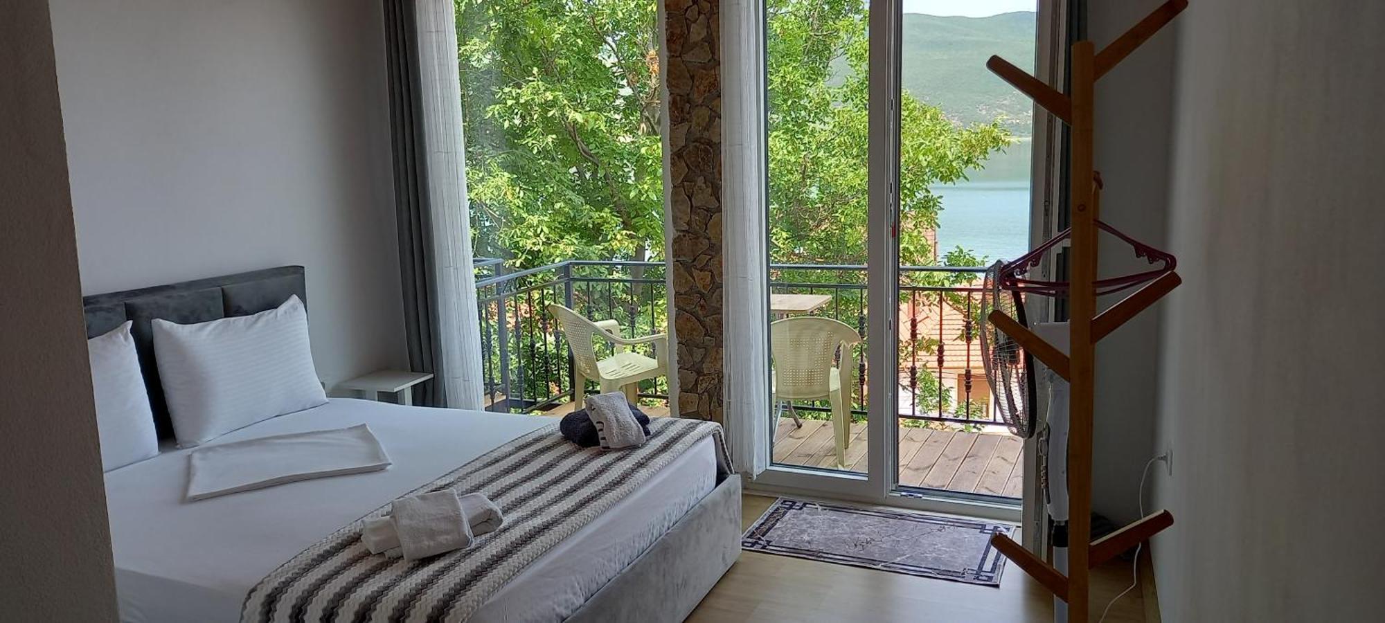 Roleo Guest House Lini Exteriér fotografie